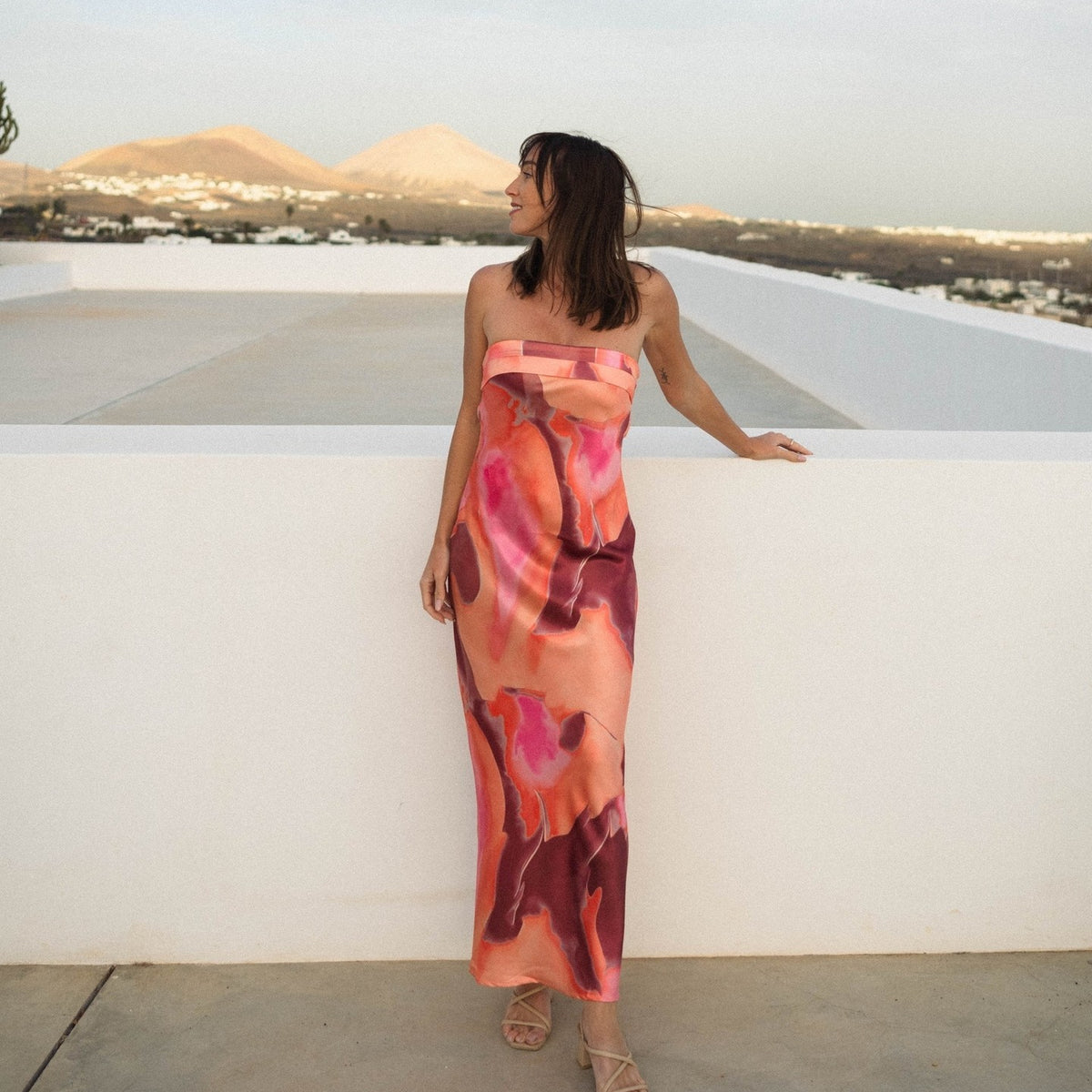 Salma trägerloses Maxikleid mit Blumenmuster