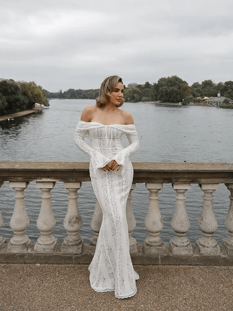 Ivy Off-Shoulder Spitzen-Maxikleid