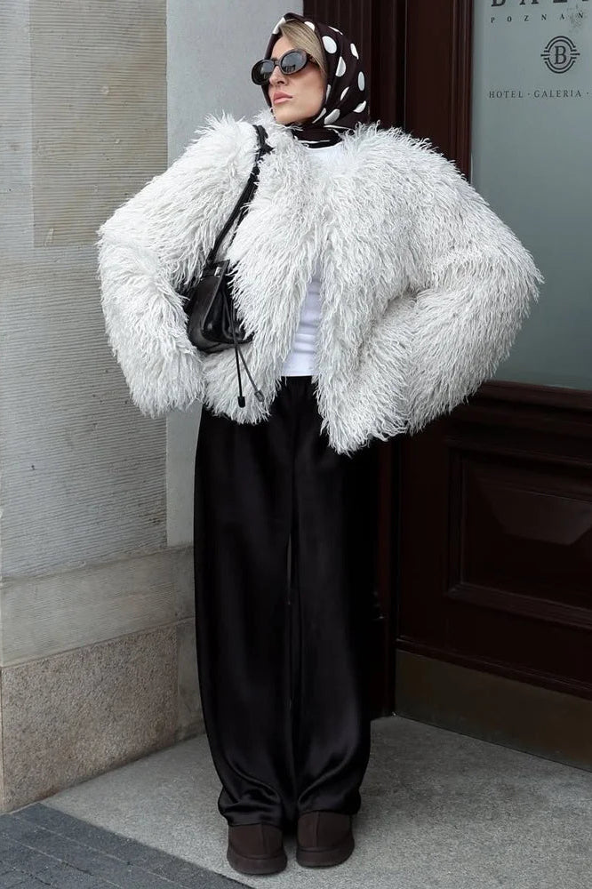 ZEYA - Diana Fluffy Cropped Faux Fur Coat