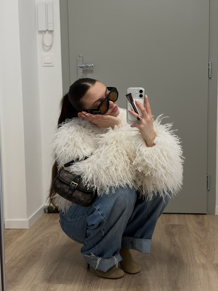 ZEYA - Nadine Short Faux Fur Coat
