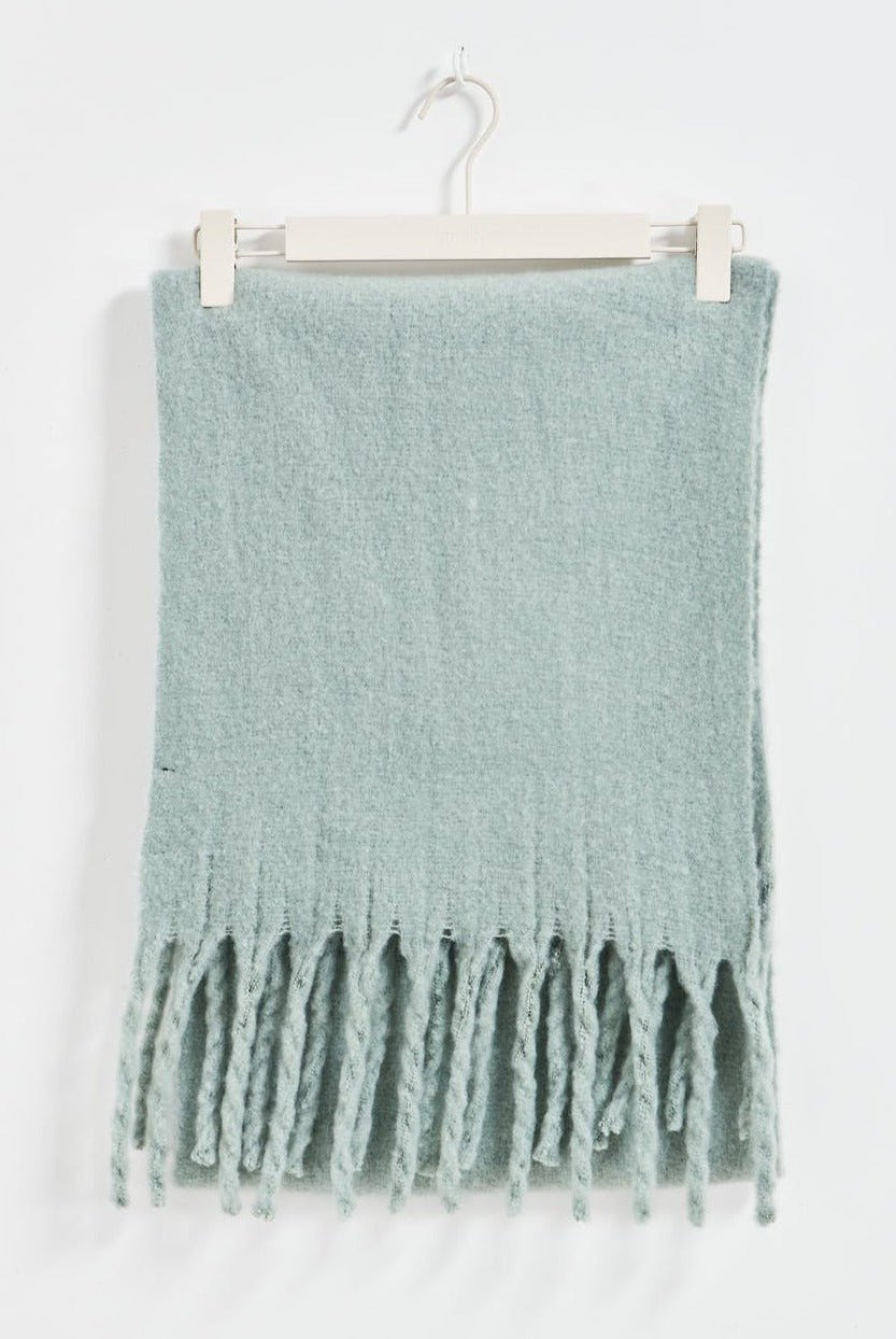 ZEYA - Thigh - Length Chunky Knit Scarf