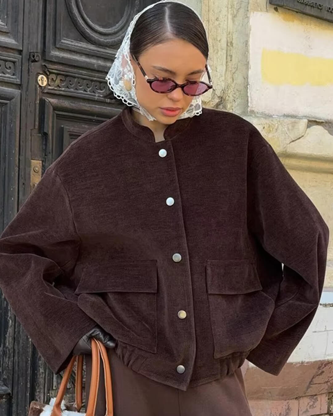 Cassy Braune Cordjacke