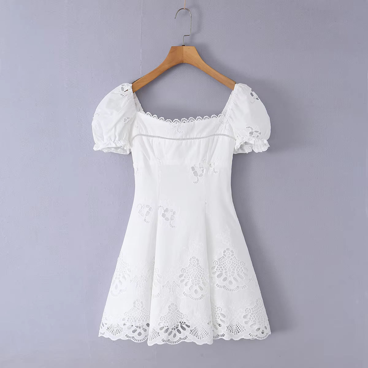 Audra Spitzen-Minikleid mit Cut-outs