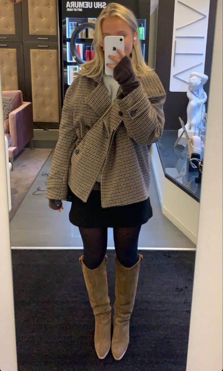 Amy Kurzjacke mit Funnel-Kragen und Hahnentrittmuster