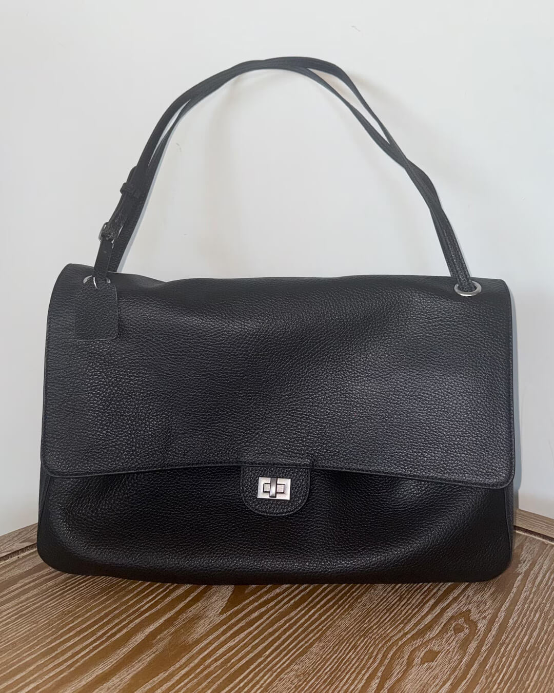 Ava Maxi Flap Lederschultertasche