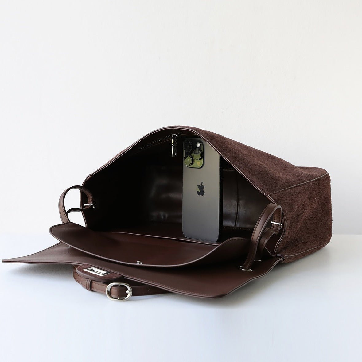 Lena Retro-Shopper aus gefrostetem Rindsleder