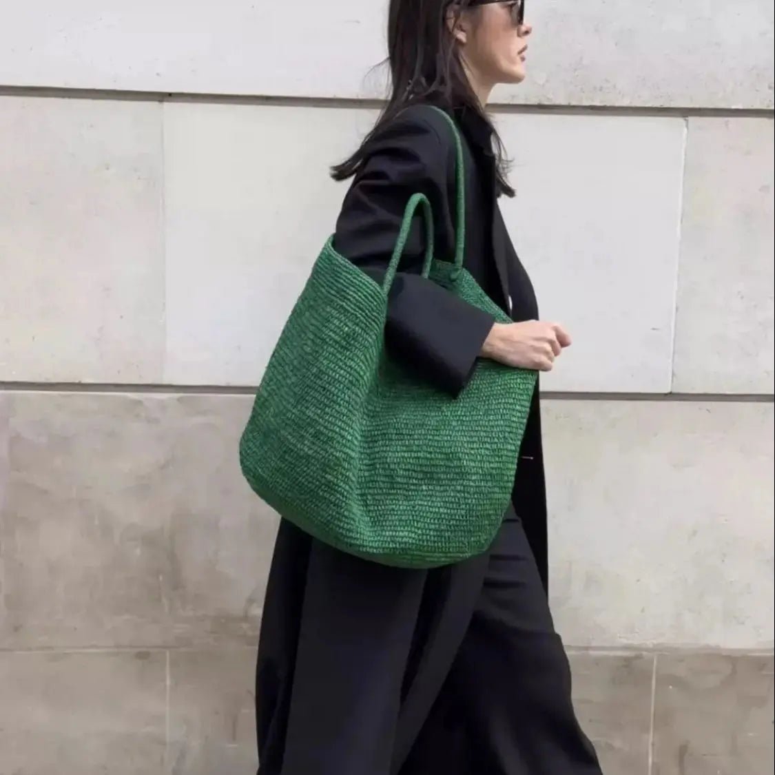 Vivienne handgewebte Rattan-Tasche