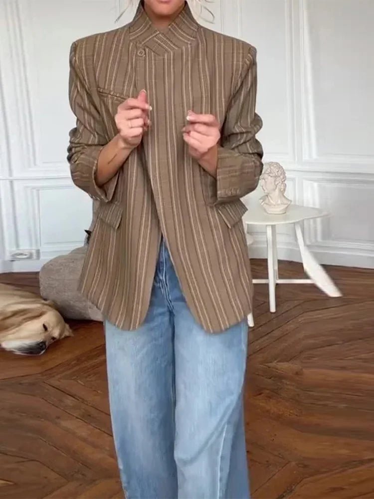 Melanie Karo-Blazer mit Stehkragen