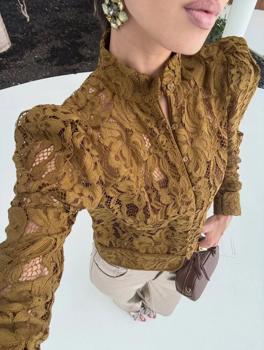 Hannah Spitzenbluse aus transparenter Spitze