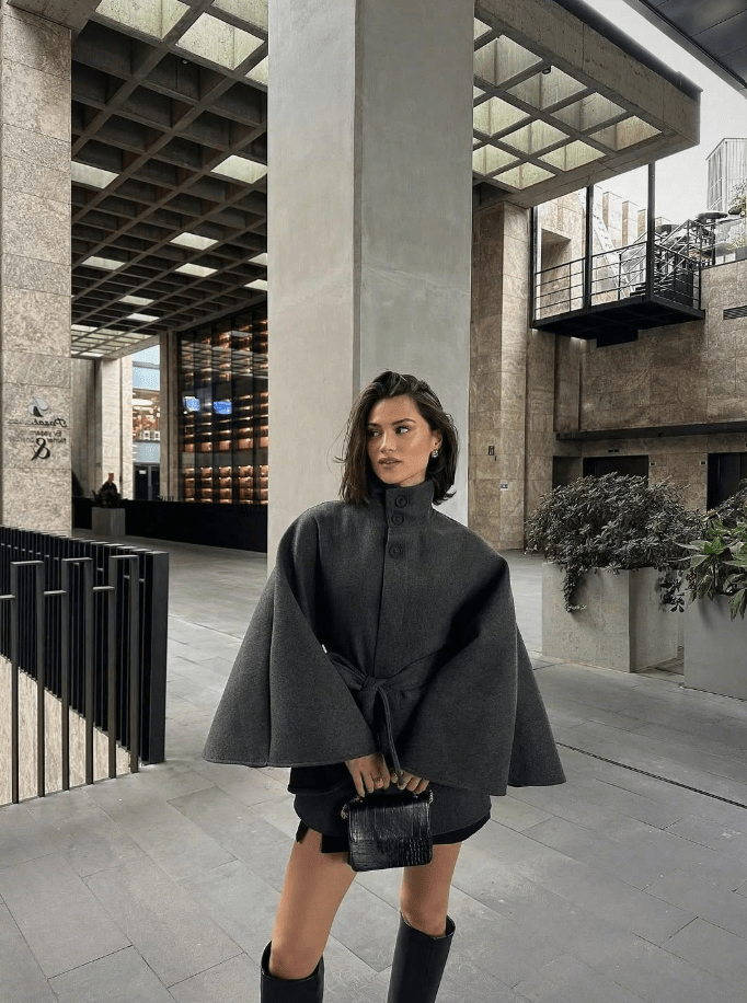 Daniela Cape-Jacke mit Gürtel