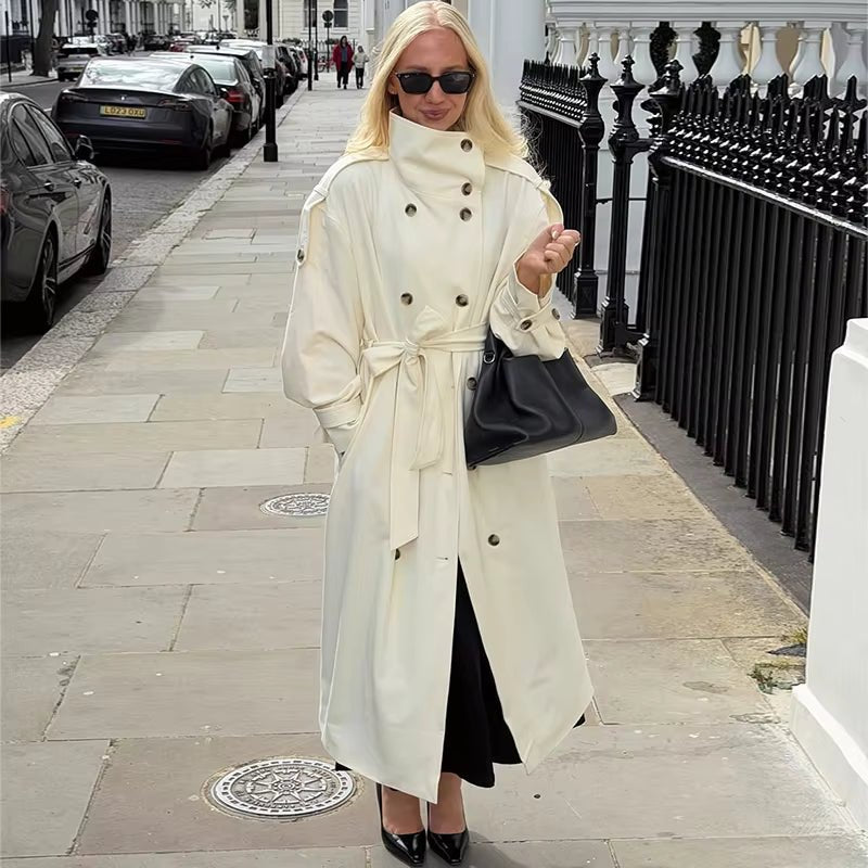 Lucy langer Trenchcoat mit Gürtel