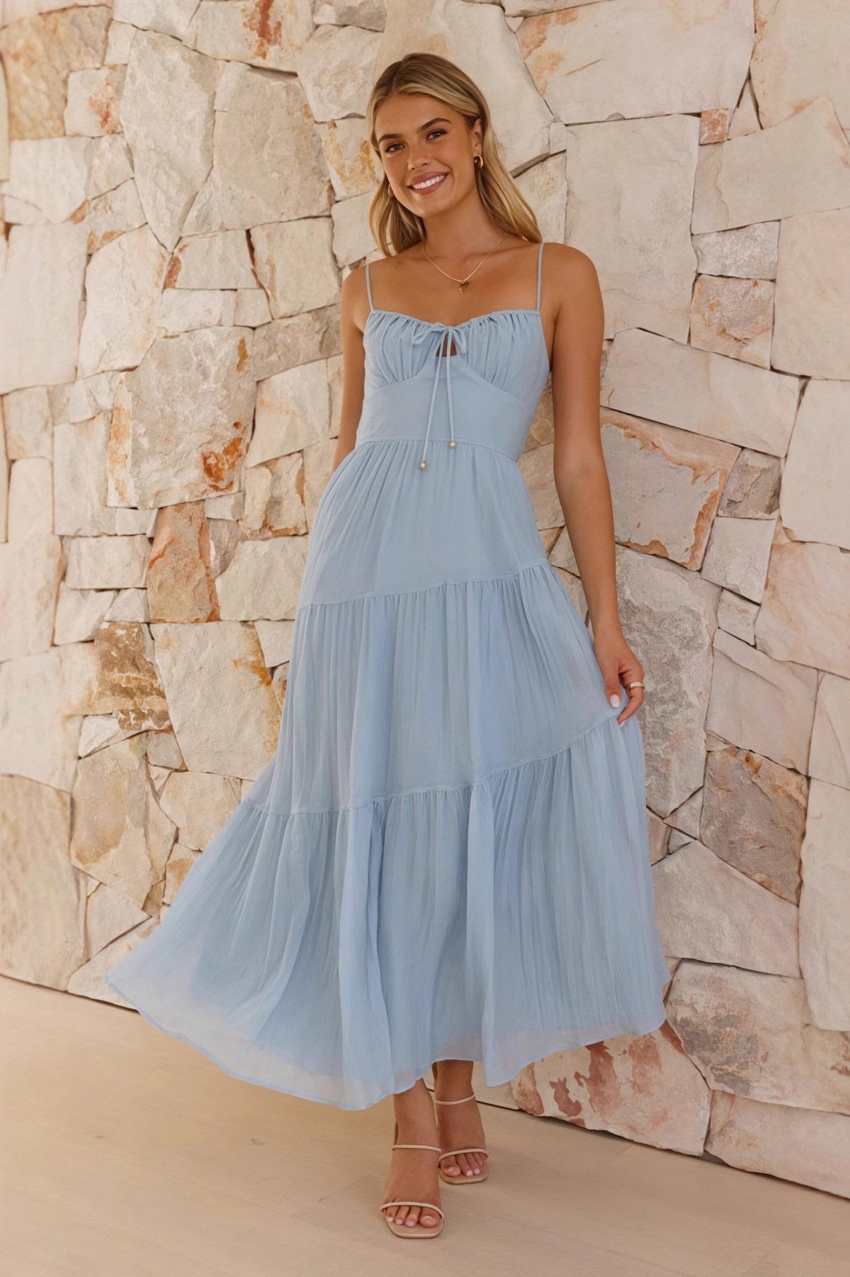 Lara Open-Back Maxi-Kleid
