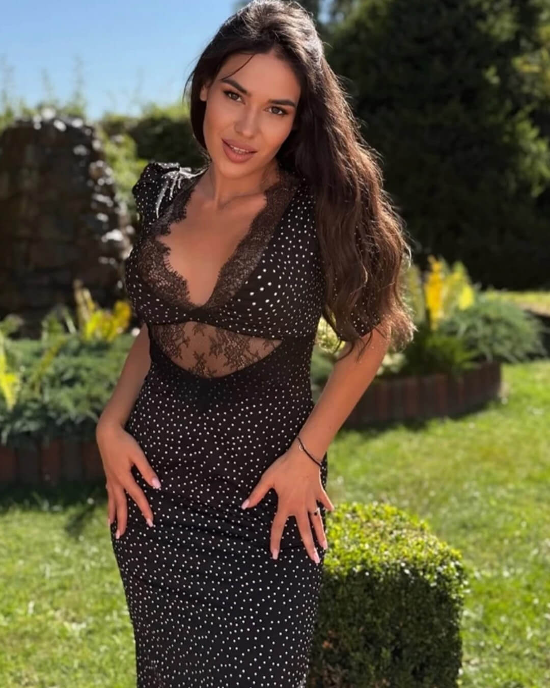 Celeste Puffärmel-Spitzenkleid