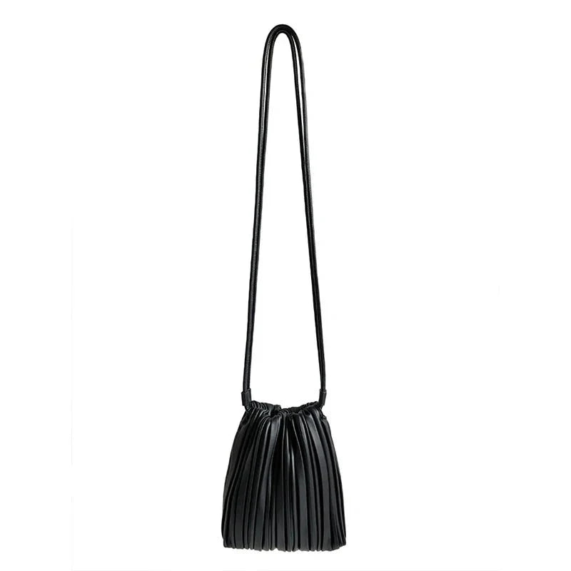 Sadie Plissee Mini Crossbody Tasche