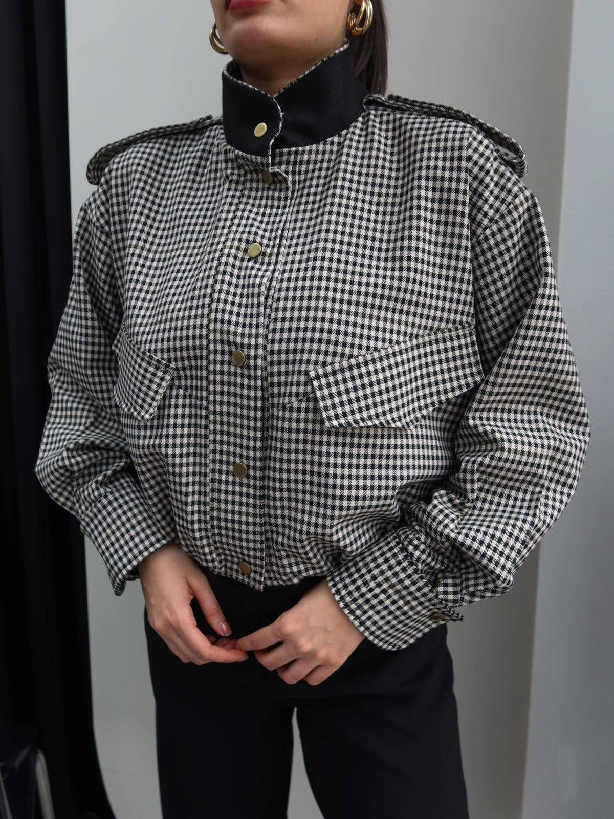 Lisa Bomberjacke mit hohem Kragen und Karomuster