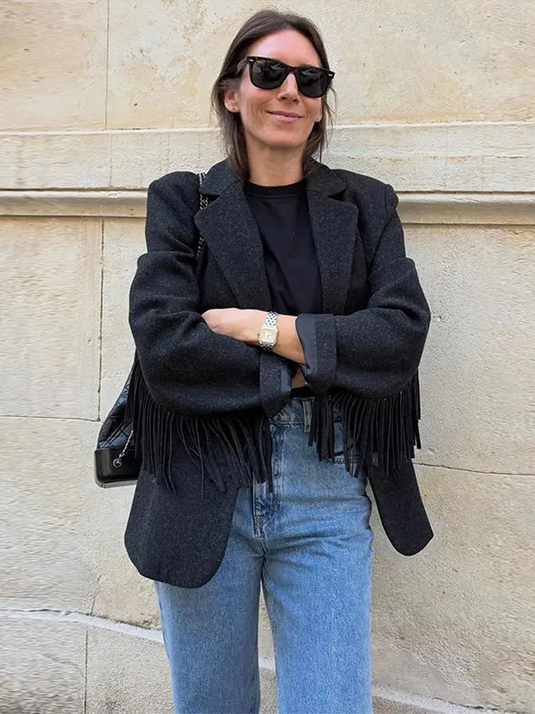 Claudia Blazer mit Quastenbesatz
