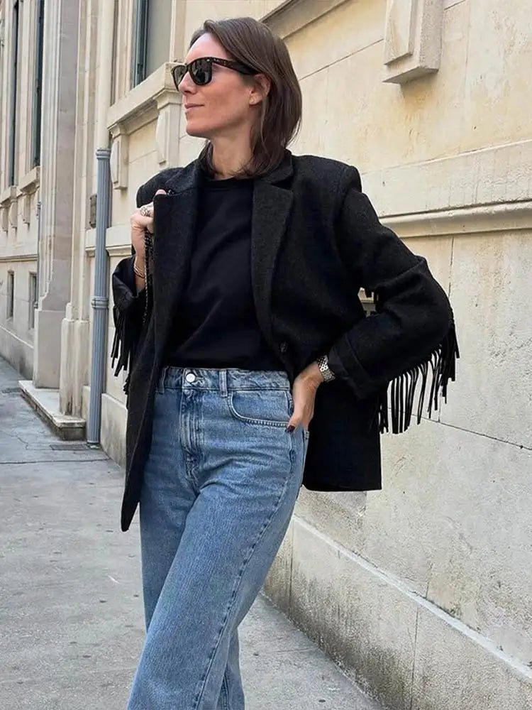 Claudia Blazer mit Quastenbesatz
