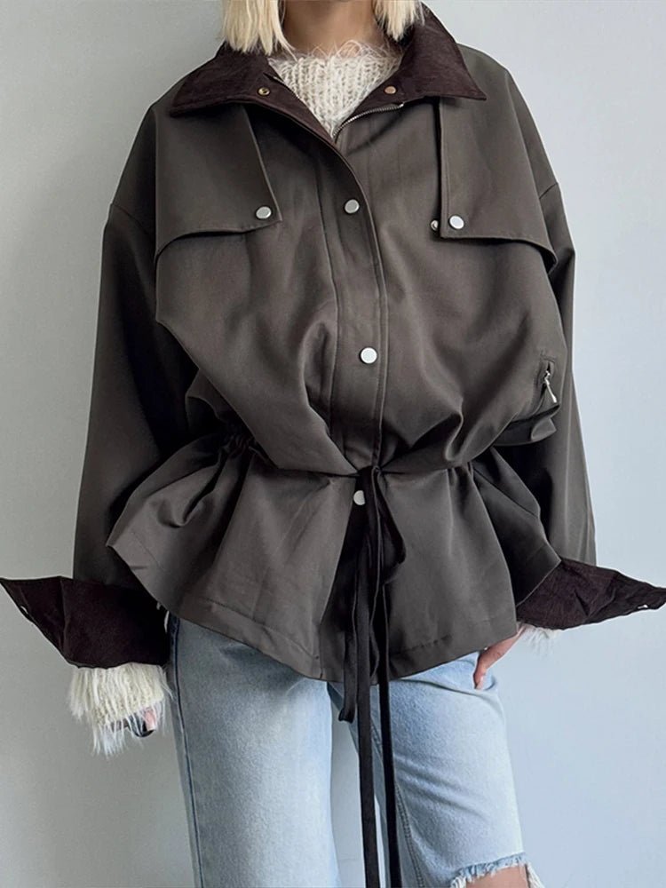 Miriam Windbreaker-Jacke mit kontrastierendem Kragen