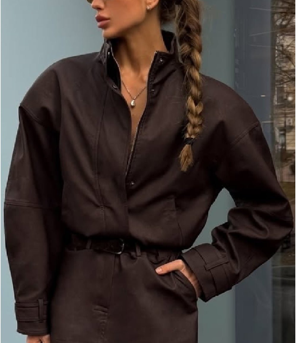 Nicole Wildleder Cropped Mantel & Rock Set