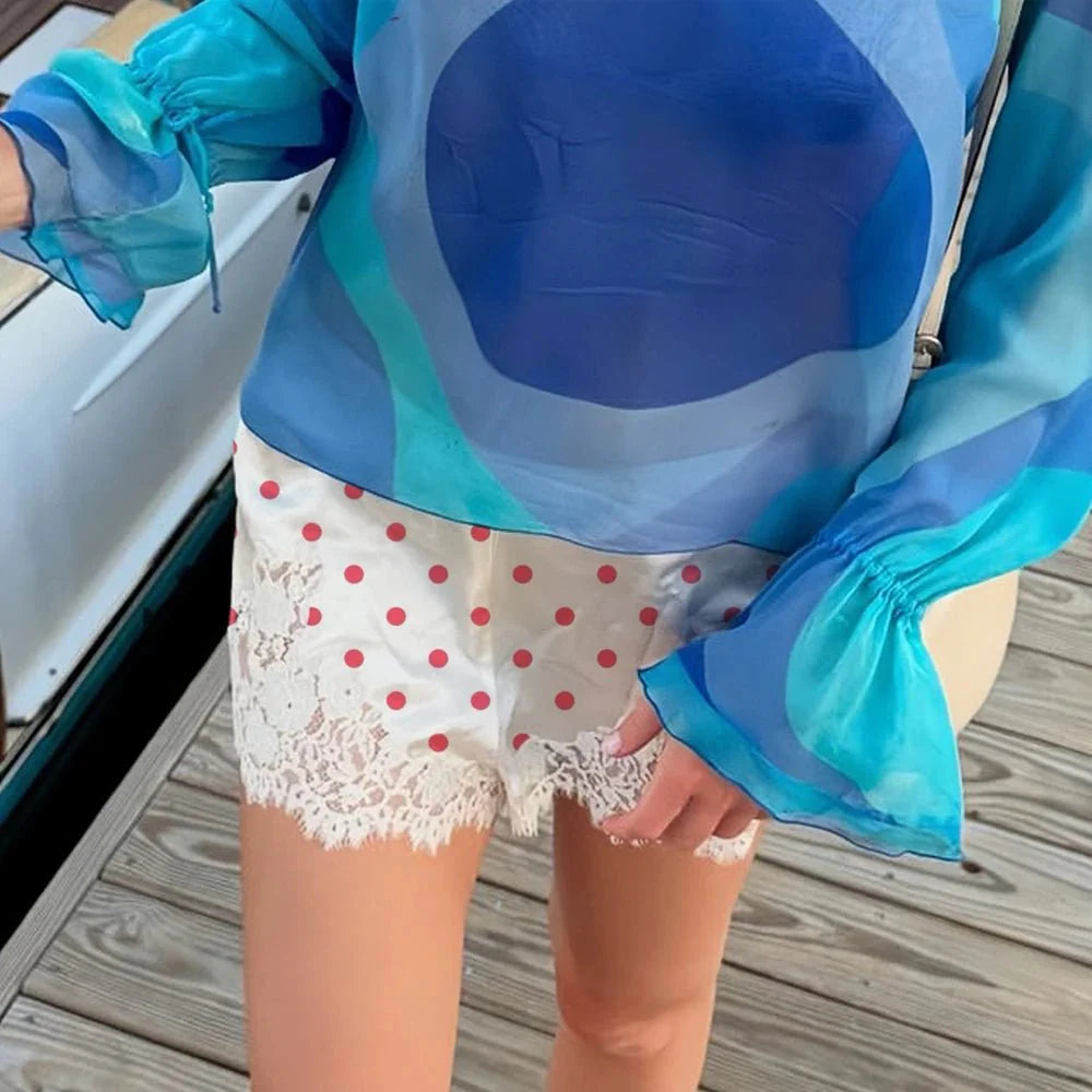 Natasha Polka Dot Shorts mit Spitzenbesatz