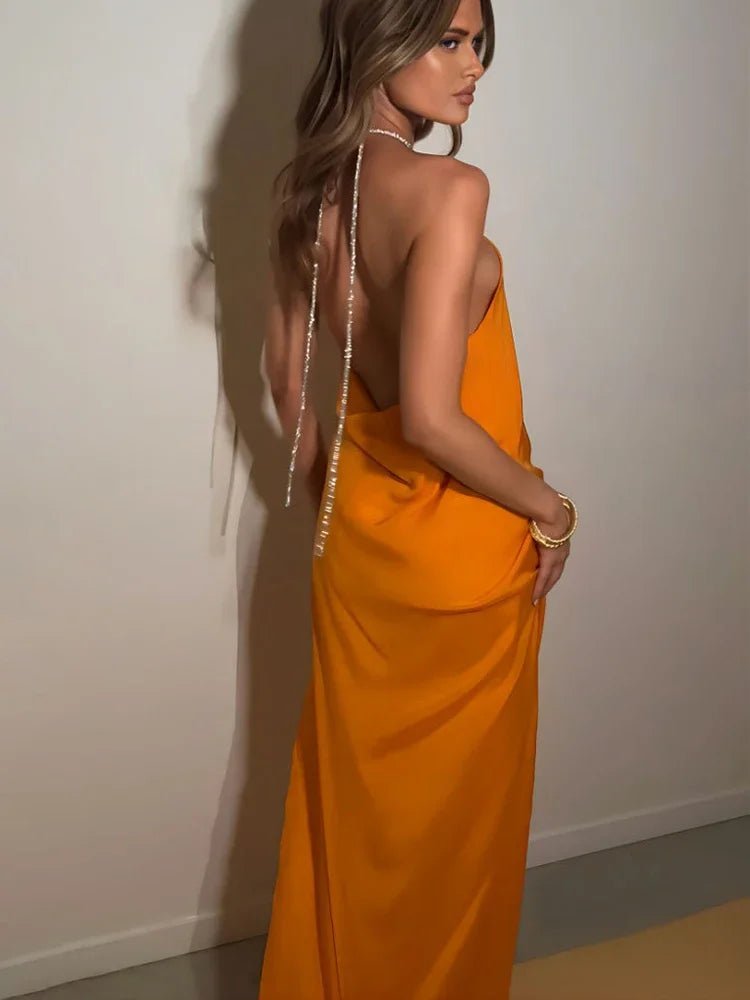 Leah Pailletten-Halter-Maxi-Kleid