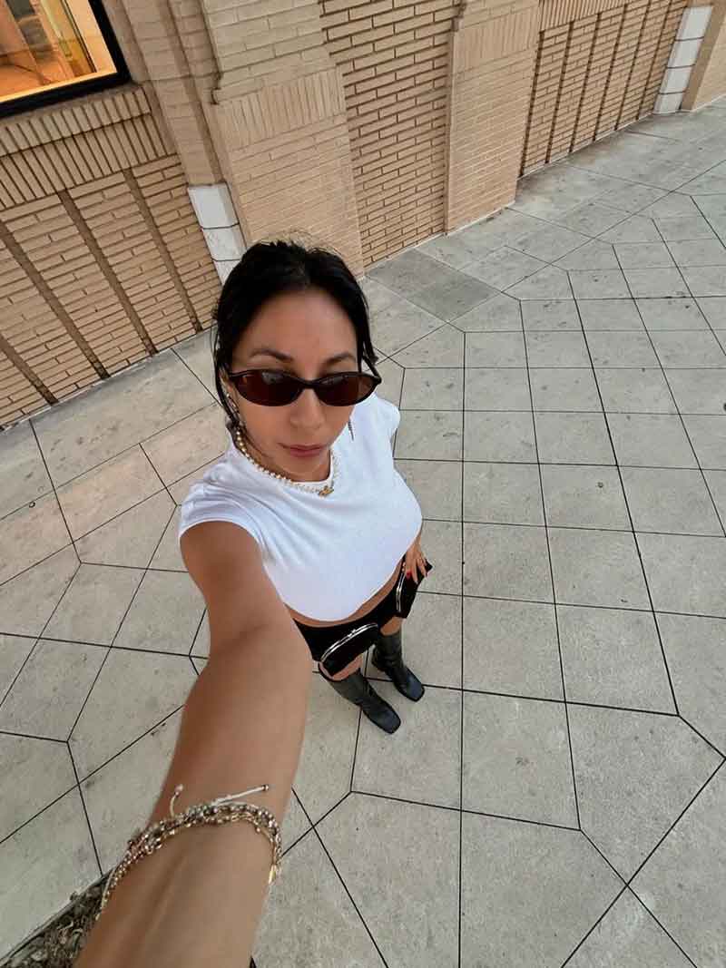 ZEYA - Adele Oval Sunglasses