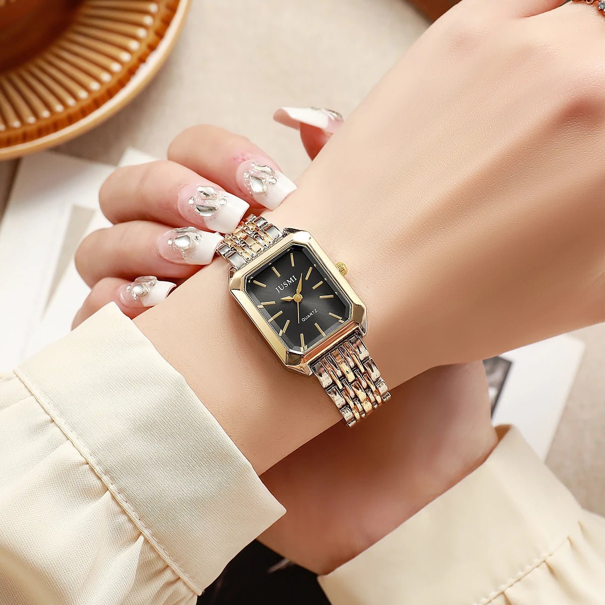 ZEYA - Aisleen Square Watch