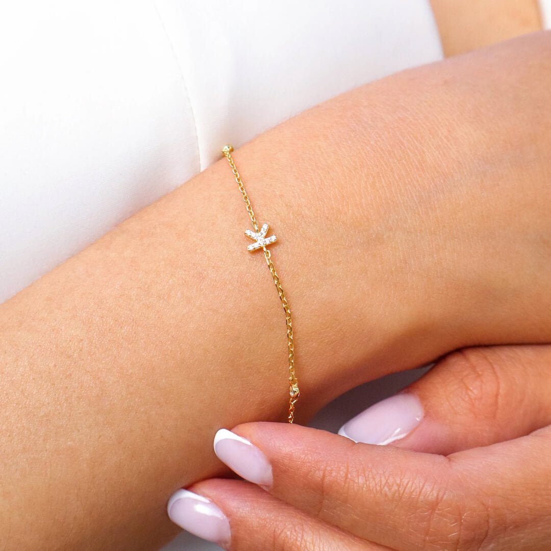ZEYA - Aline Letter Charm Bracelet