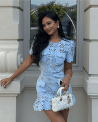 Azure Floral Spitzen-Minikelid