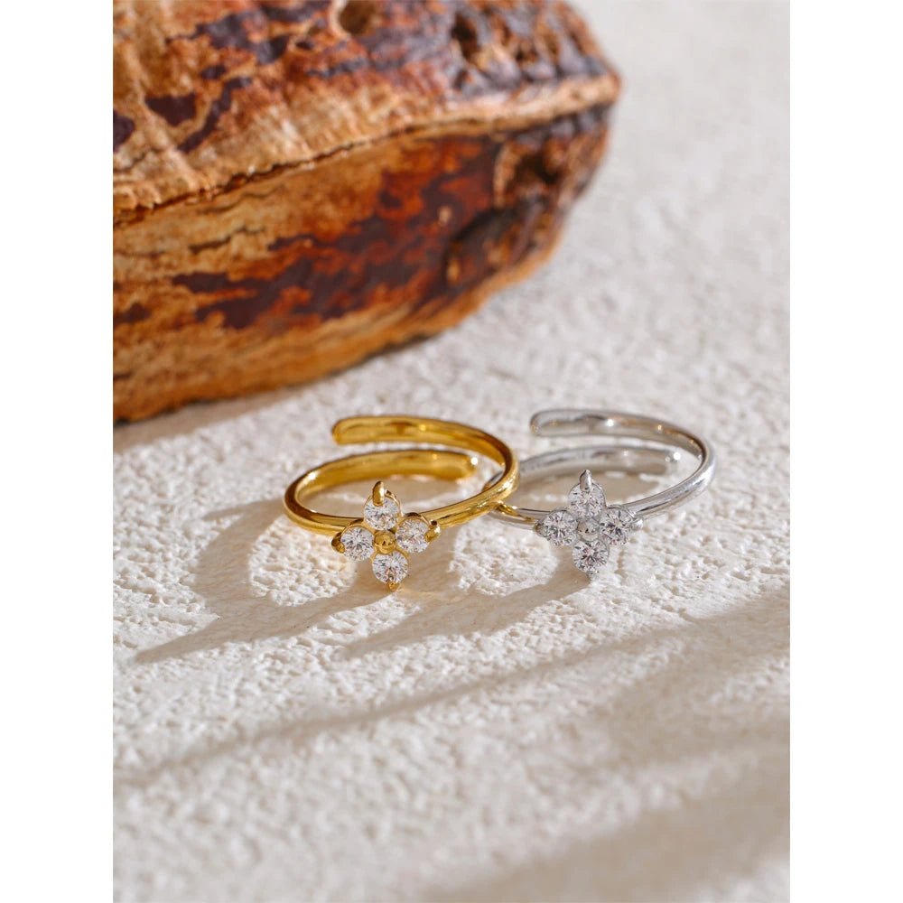 ZEYA - Desiree - Adjustable Stainless Steel Flower Ring with Sparkling Cubic Zirconia