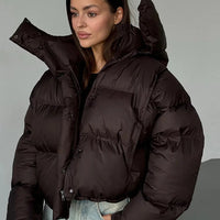 Evelyn kurze Steppjacke mit Kapuze