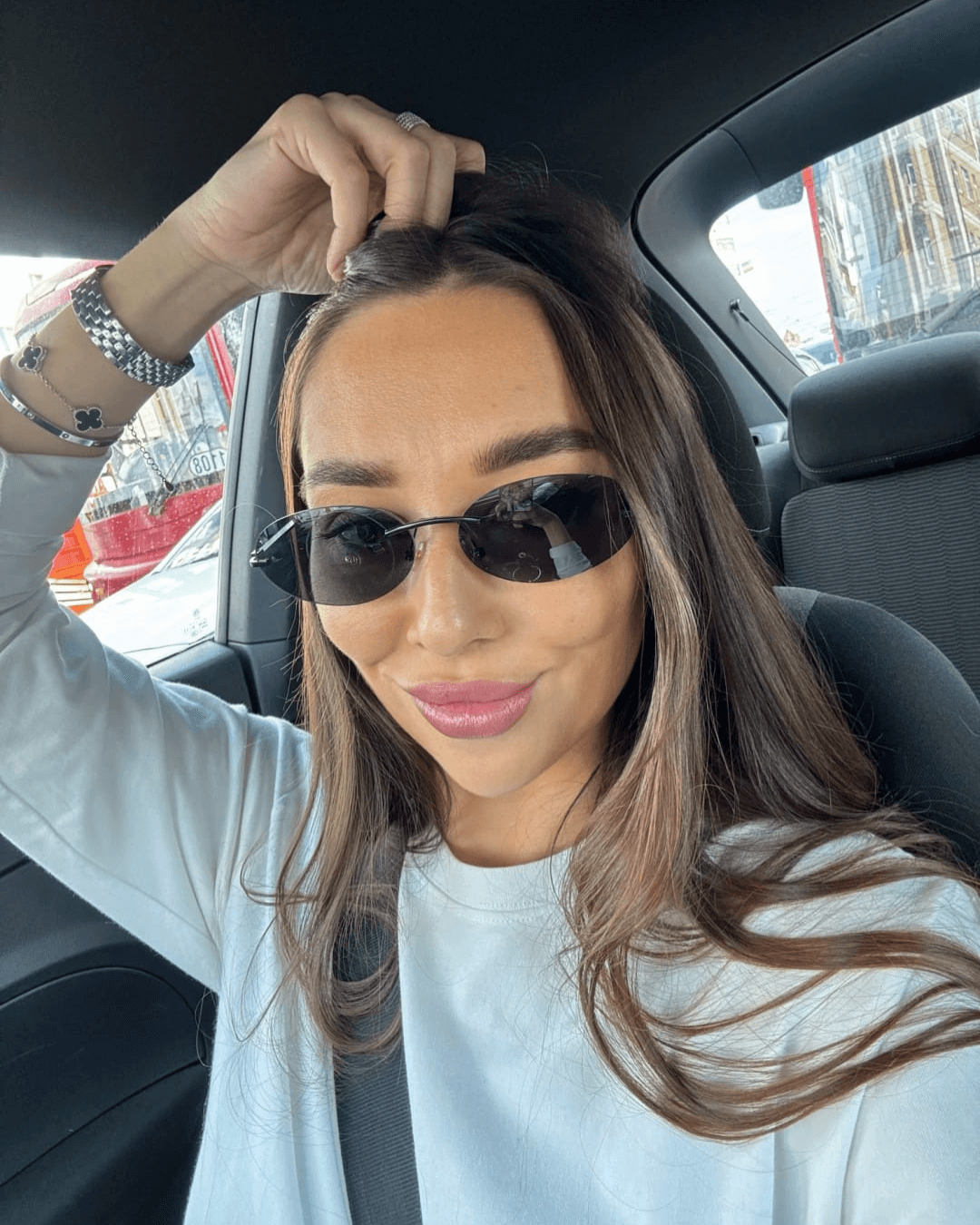 ZEYA - Evelyn Oval Retro Sunglasses