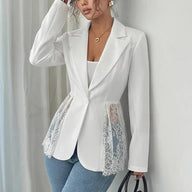Inga Blazer mit Spitzen-Panel und tailliertem Schnitt