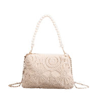 Aeronwen Blumen-Boho-Clutch