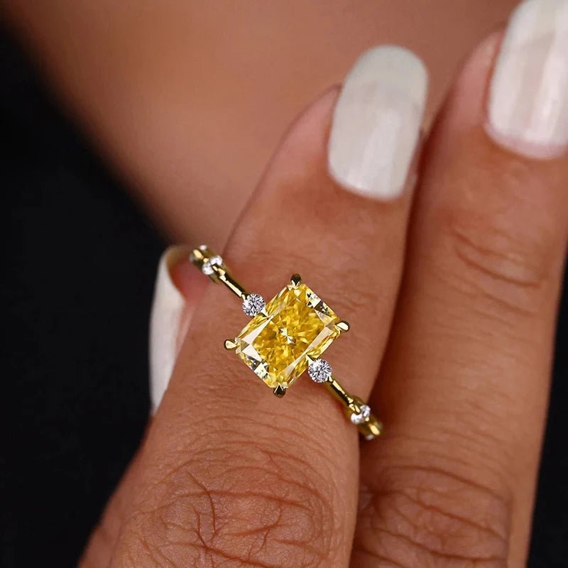 ZEYA - Jasmine Square Zirconia Ring