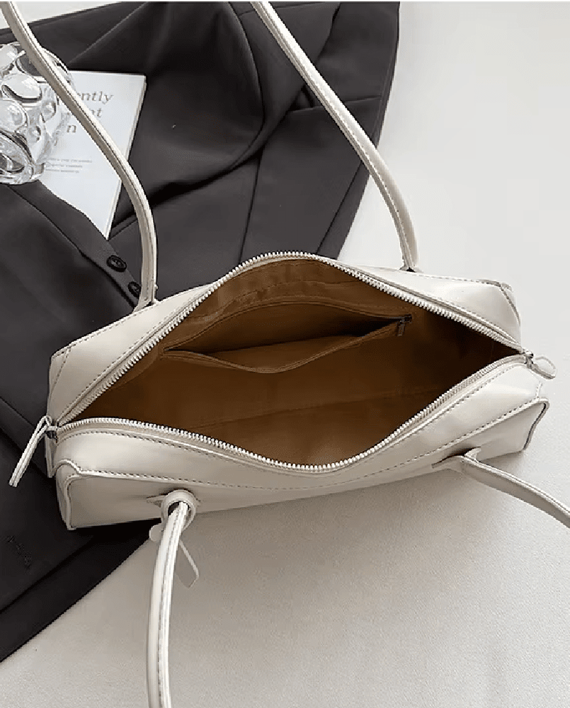 ZEYA - Julia Vintage Leather Baguette Bag