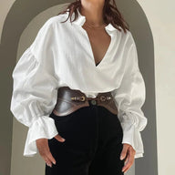 Mara V-Ausschnitt Bluse mit Puffärmeln