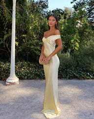Ophelia Offshoulder Satin-Maxikleid
