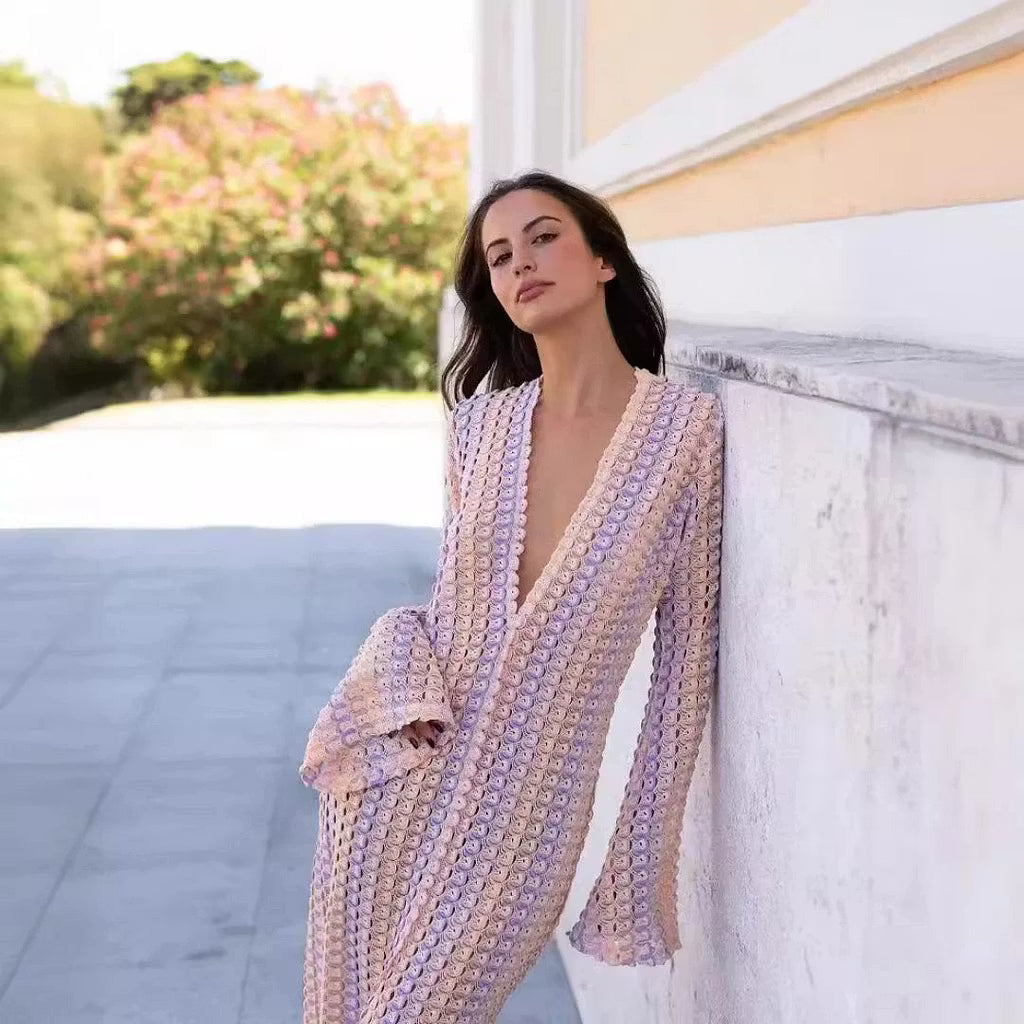 Sophia gehäkeltes gestreiftes Maxikleid mit ausgestellten Ärmeln