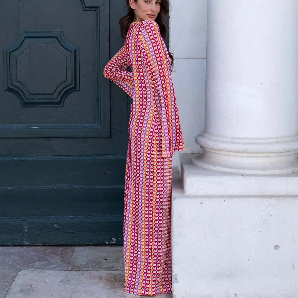Sophia gehäkeltes gestreiftes Maxikleid mit ausgestellten Ärmeln
